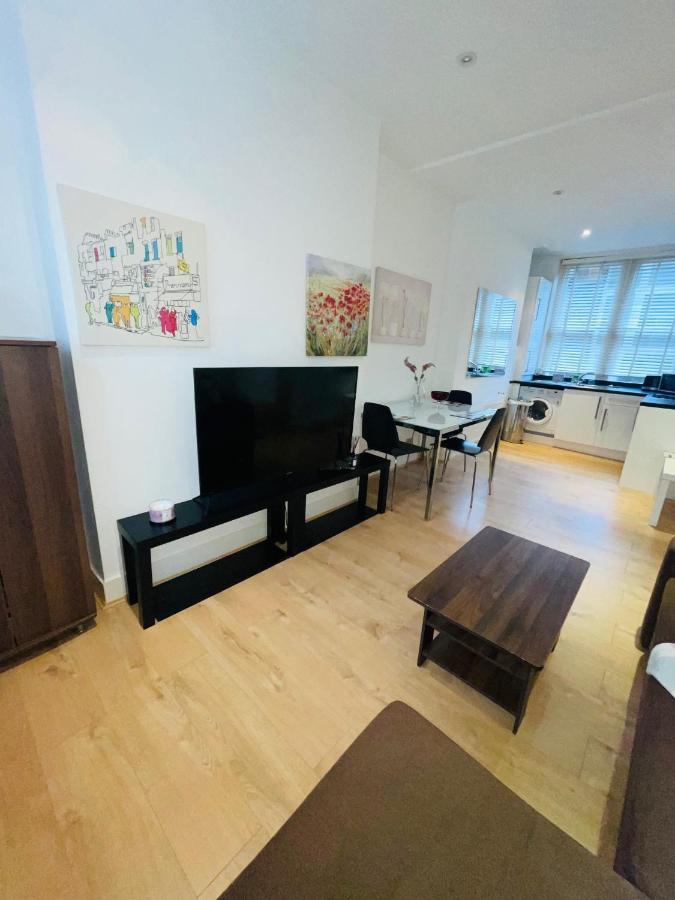 Amazing 2 Bedroom Apartment London Ngoại thất bức ảnh