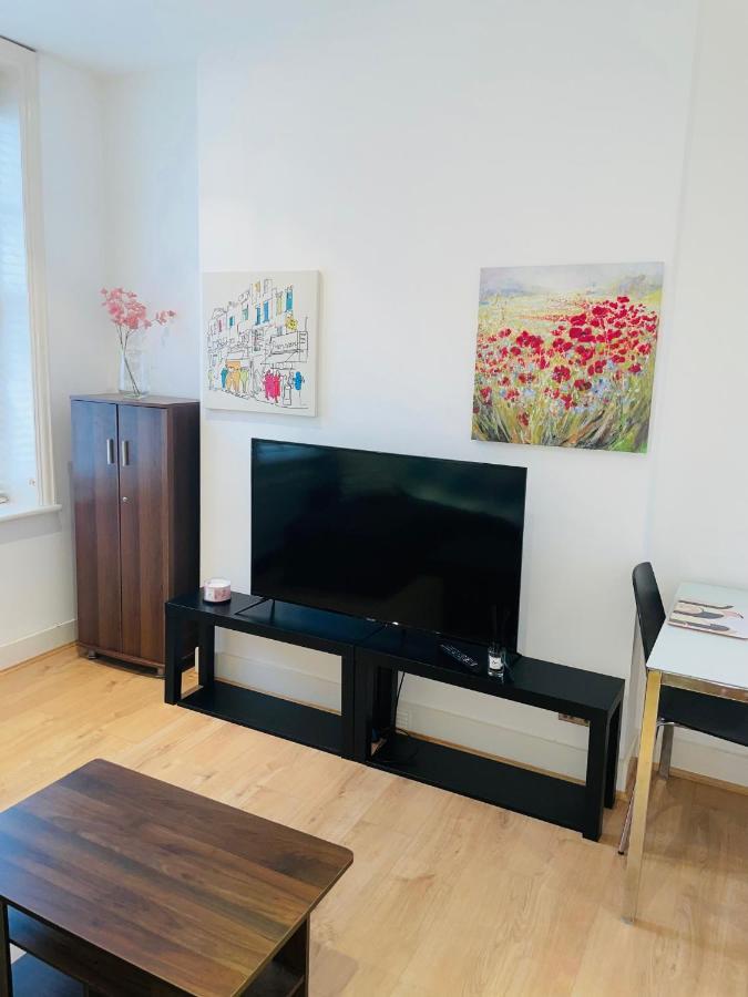 Amazing 2 Bedroom Apartment London Ngoại thất bức ảnh