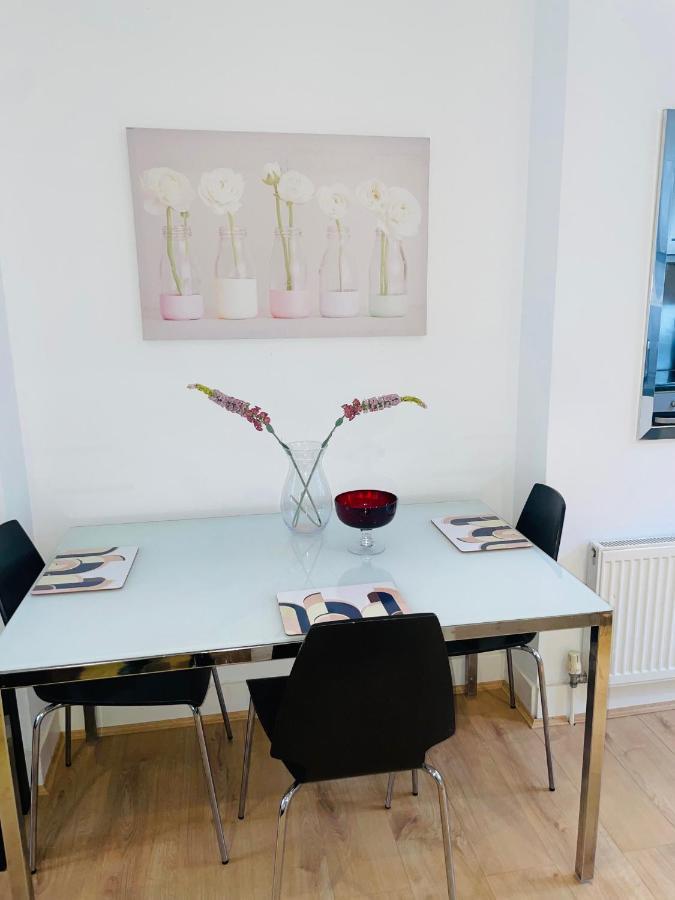 Amazing 2 Bedroom Apartment London Ngoại thất bức ảnh